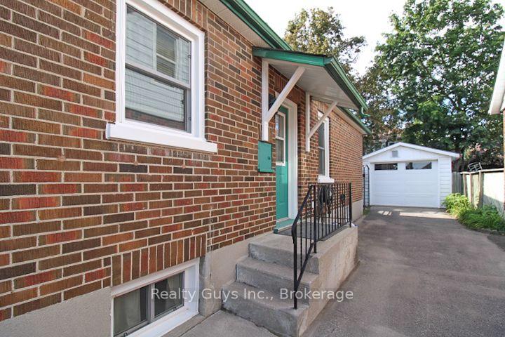 Photo 4 of 590 Mccannan Avenue, Peterborough, Town Ward 3 — HOMEH
