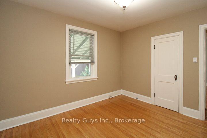 Photo 20 of 590 Mccannan Avenue, Peterborough, Town Ward 3 — HOMEH