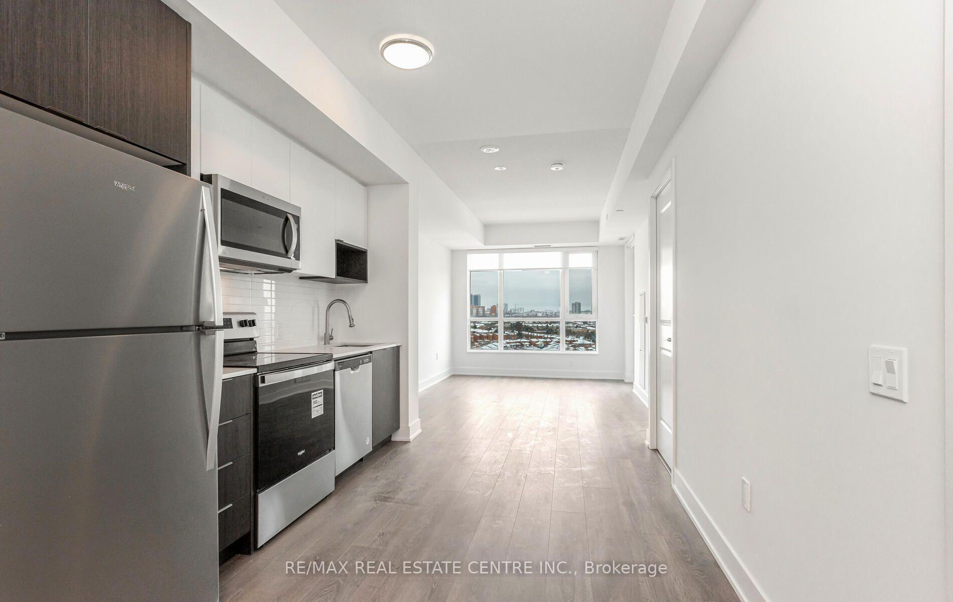 Photo 10 of Unit 1307, 204 Burnhamthorpe Road E, Mississauga, Mississauga Valleys — HOMEH