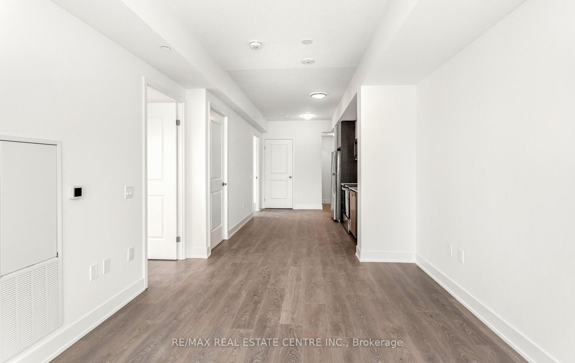 Photo 15 of Unit 1307, 204 Burnhamthorpe Road E, Mississauga, Mississauga Valleys — HOMEH