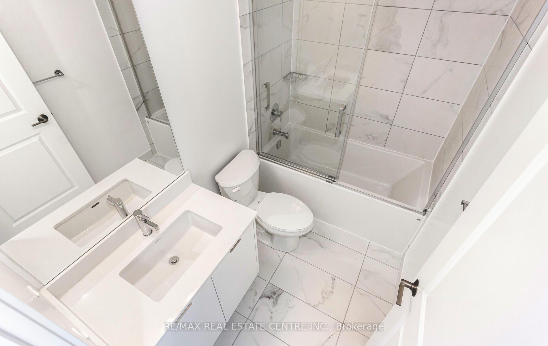Photo 26 of Unit 1307, 204 Burnhamthorpe Road E, Mississauga, Mississauga Valleys — HOMEH