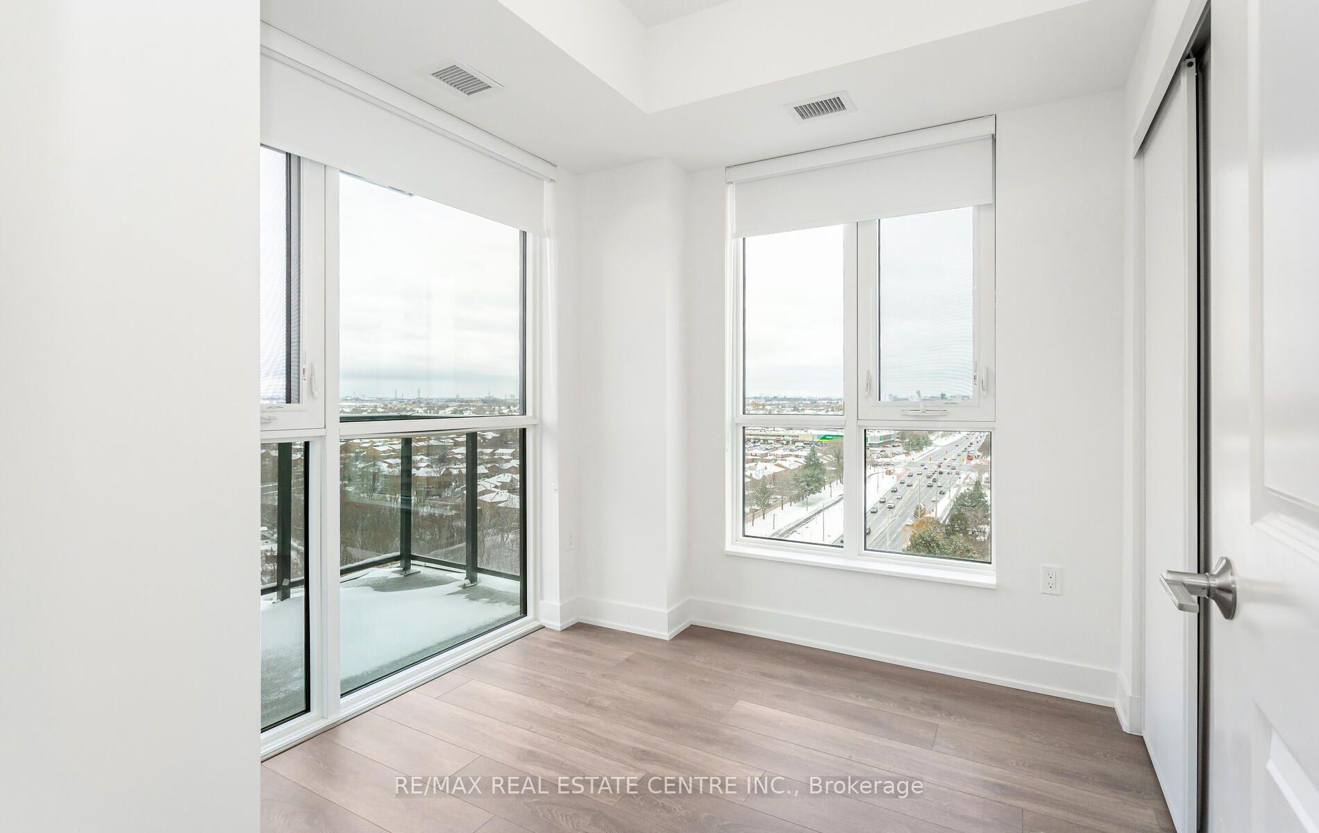 Photo 27 of Unit 1307, 204 Burnhamthorpe Road E, Mississauga, Mississauga Valleys — HOMEH