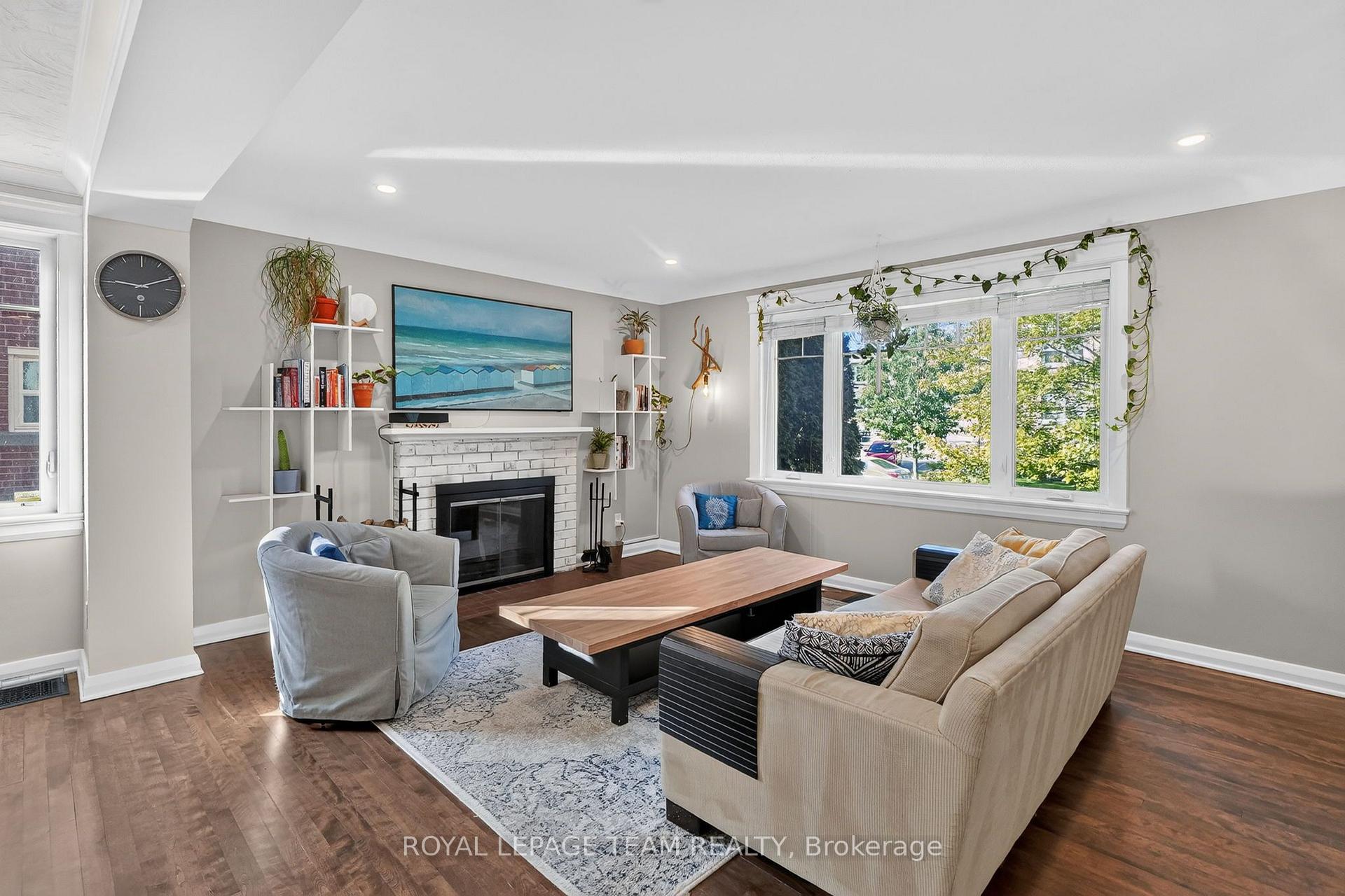 Photo 6 of 567 Redwood Avenue, Ottawa, McKellar/Highland — HOMEH