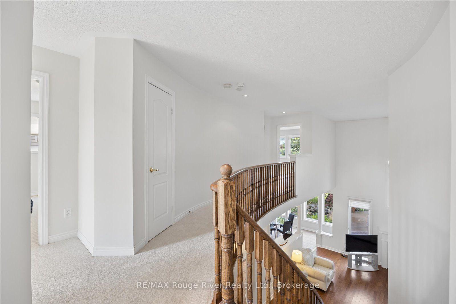 Photo 21 of 82 Darius Harns Drive, Whitby, Brooklin — HOMEH