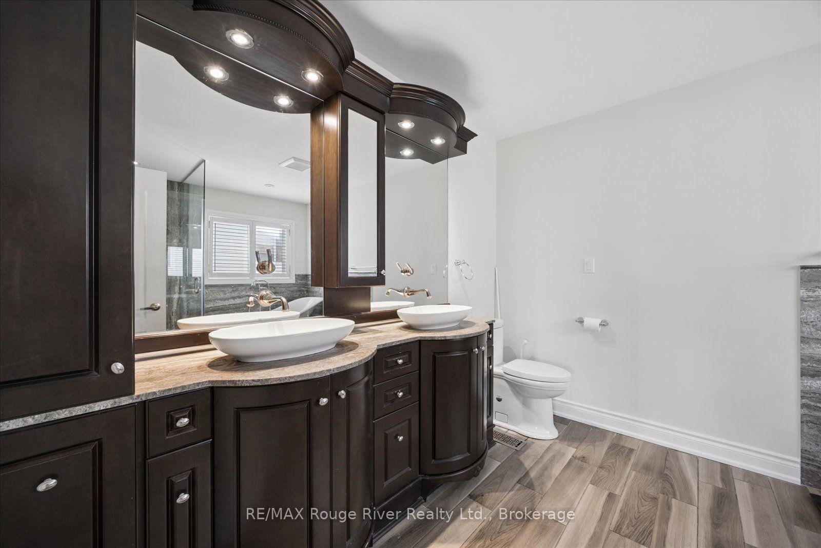 Photo 35 of 82 Darius Harns Drive, Whitby, Brooklin — HOMEH