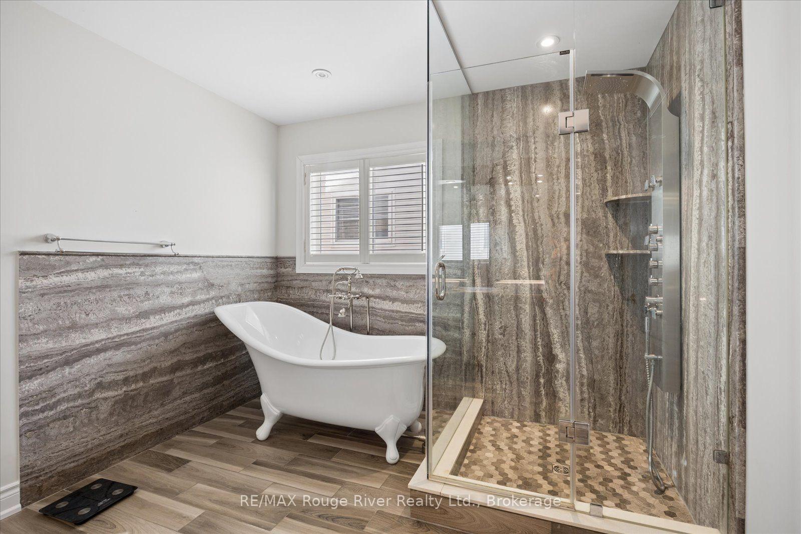 Photo 36 of 82 Darius Harns Drive, Whitby, Brooklin — HOMEH