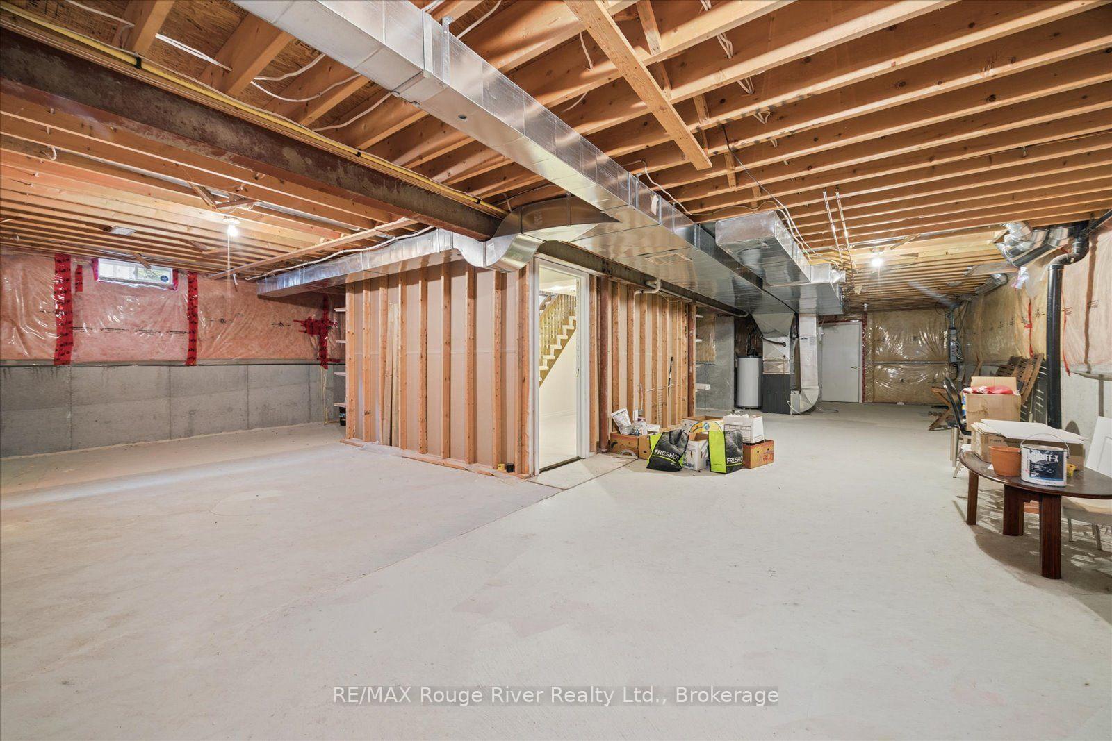 Photo 39 of 82 Darius Harns Drive, Whitby, Brooklin — HOMEH