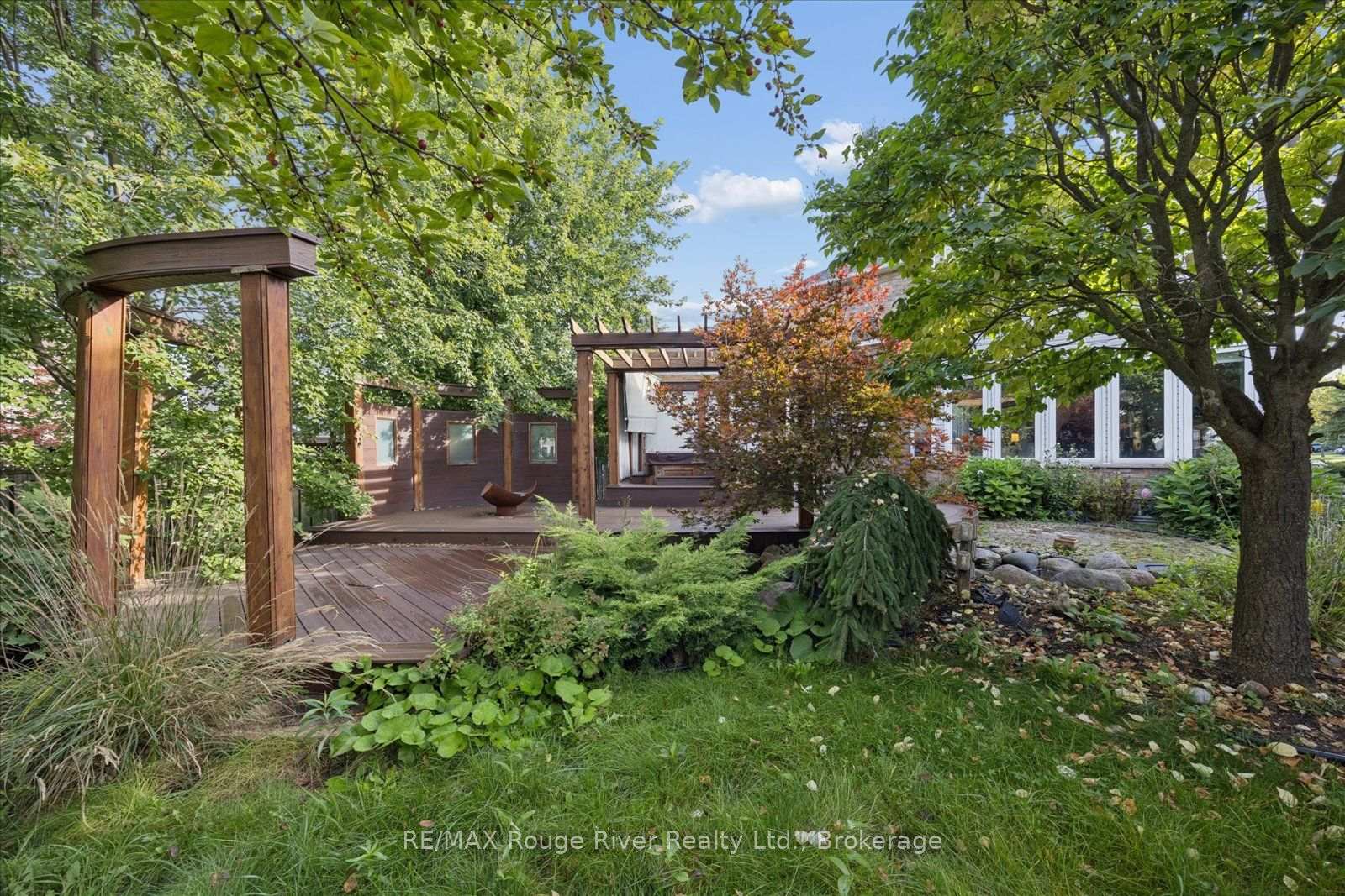 Photo 41 of 82 Darius Harns Drive, Whitby, Brooklin — HOMEH