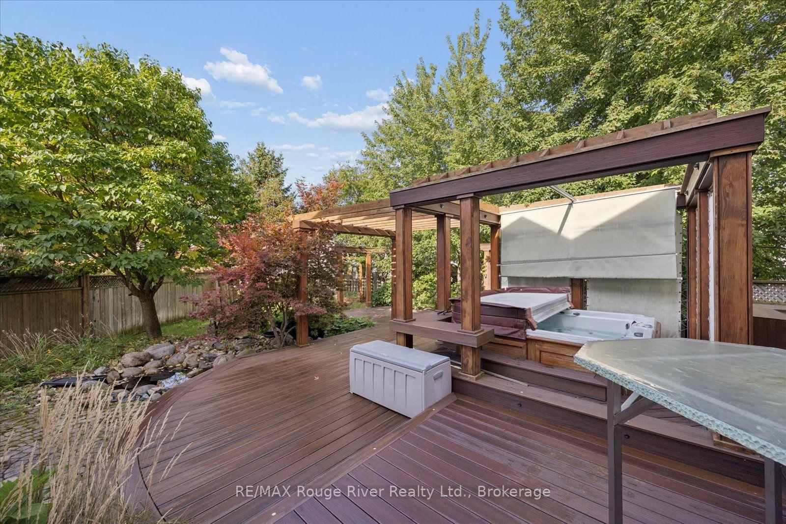 Photo 44 of 82 Darius Harns Drive, Whitby, Brooklin — HOMEH