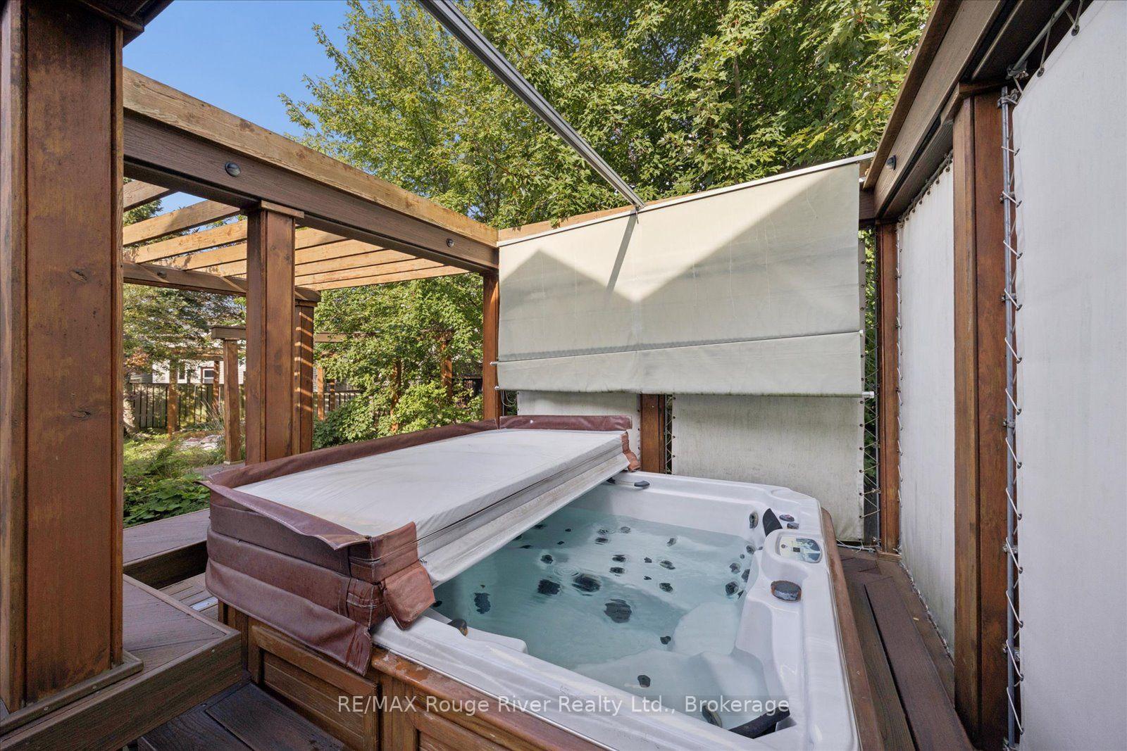 Photo 45 of 82 Darius Harns Drive, Whitby, Brooklin — HOMEH
