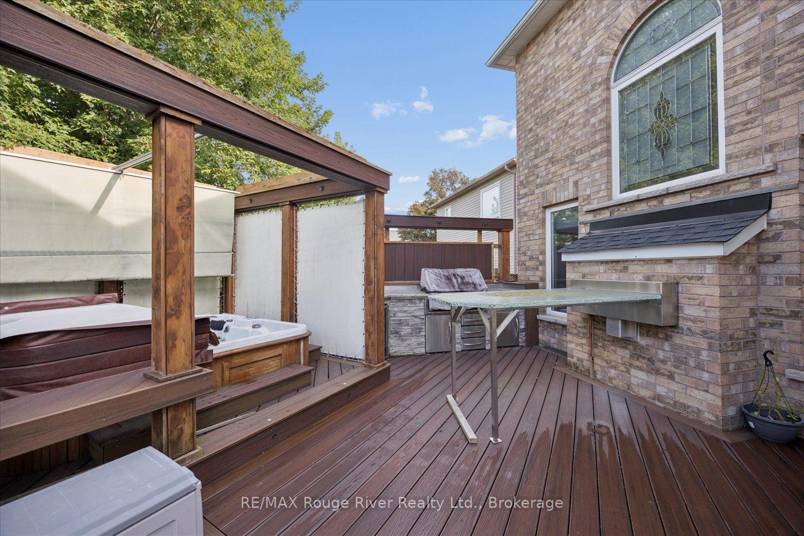 Photo 46 of 82 Darius Harns Drive, Whitby, Brooklin — HOMEH