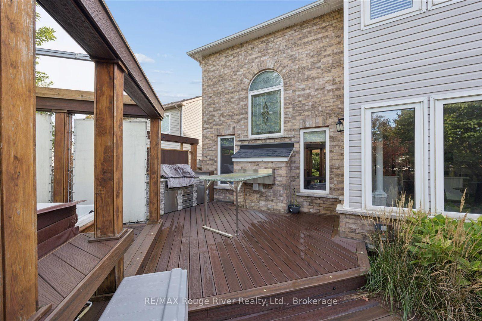 Photo 47 of 82 Darius Harns Drive, Whitby, Brooklin — HOMEH