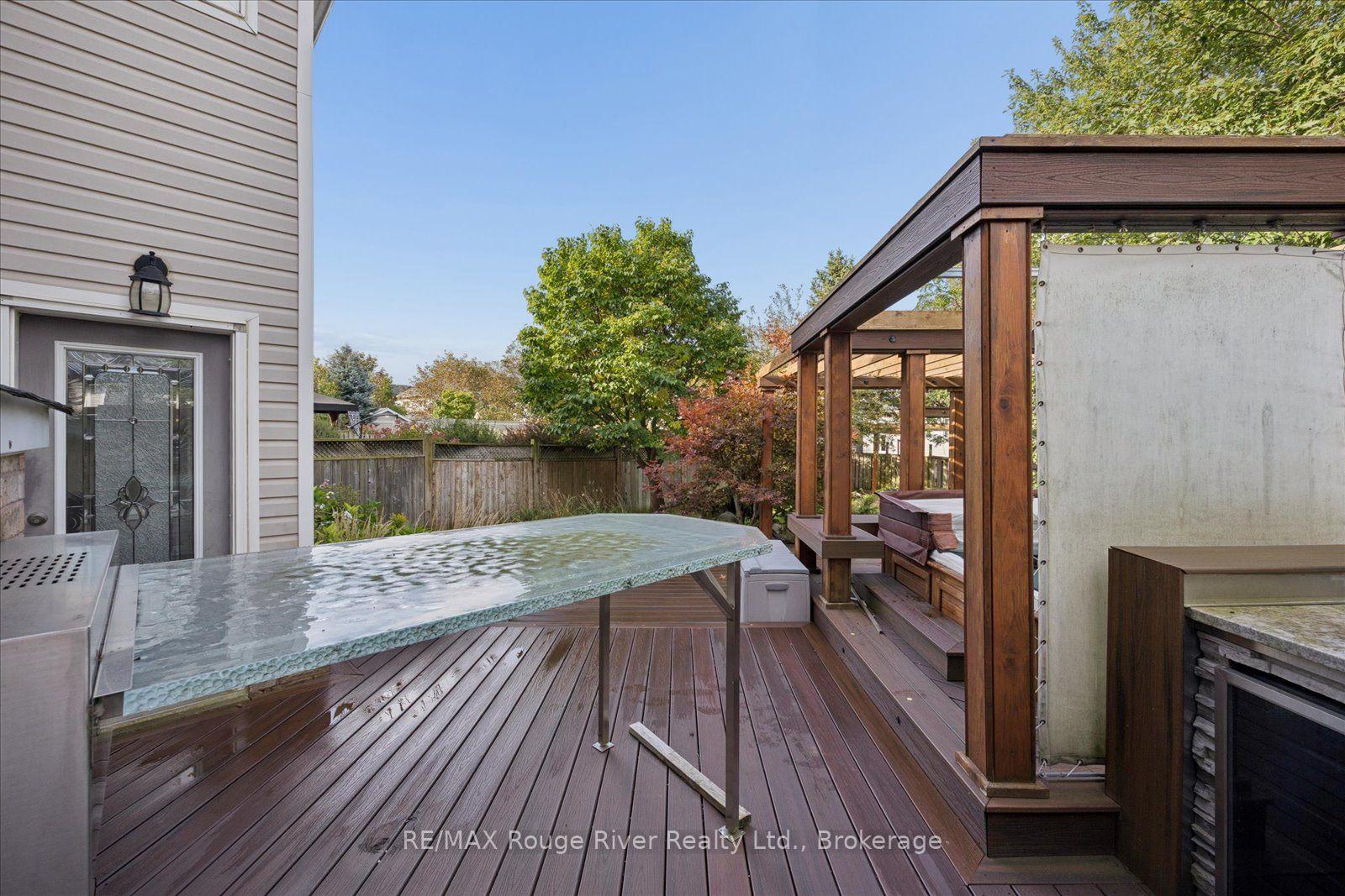 Photo 50 of 82 Darius Harns Drive, Whitby, Brooklin — HOMEH