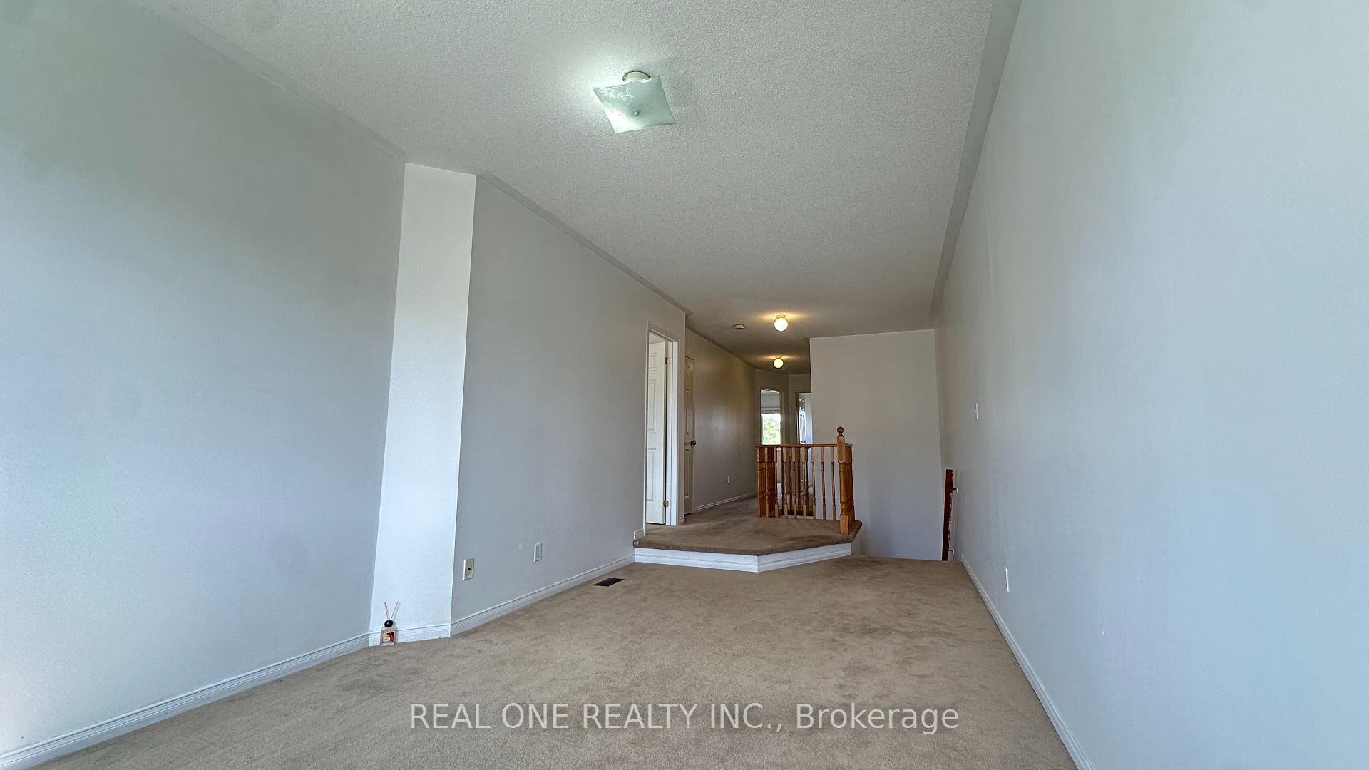 Photo 10 of 68 Maffey Crescent, Richmond Hill, Westbrook — HOMEH