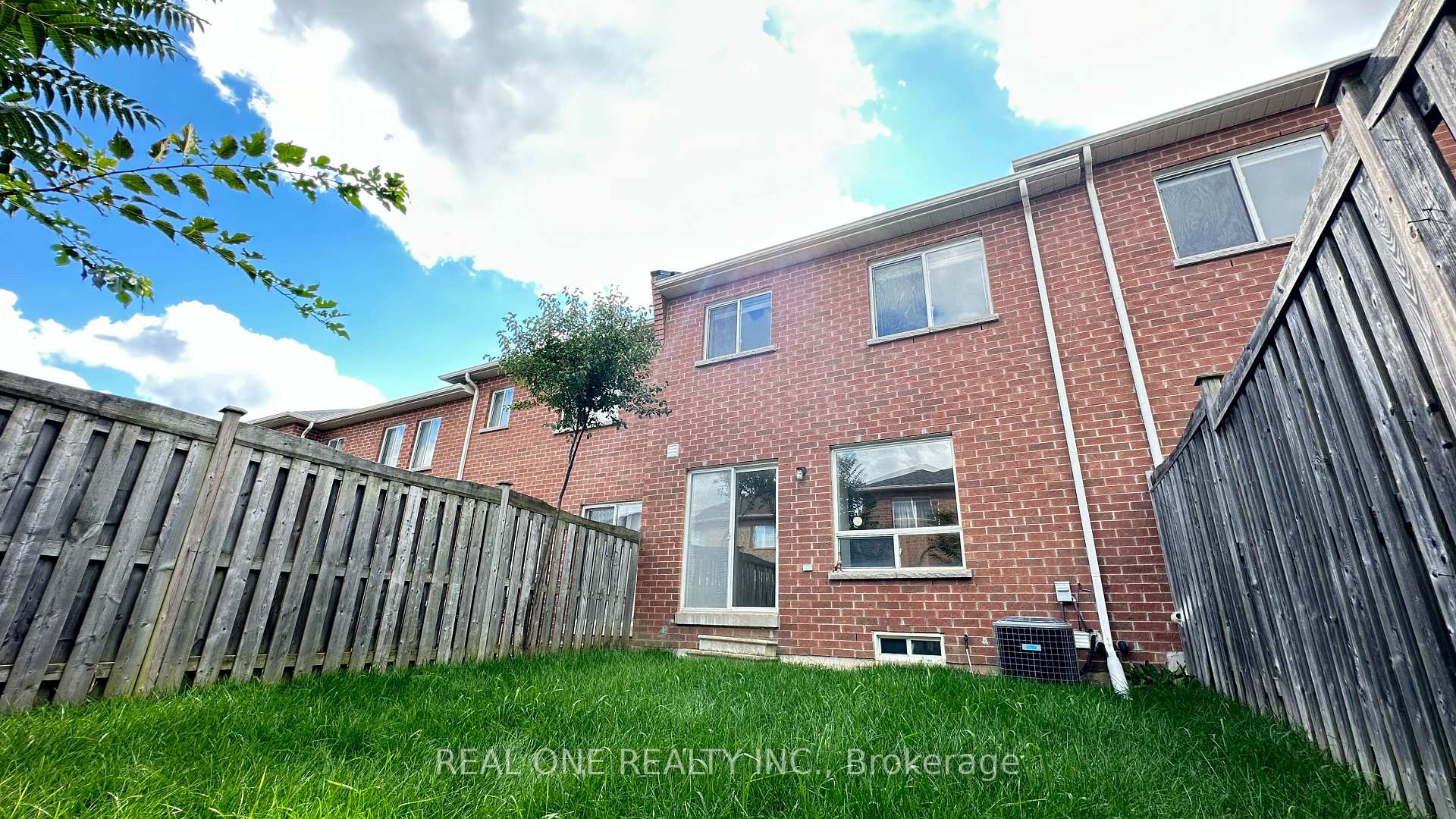 Photo 18 of 68 Maffey Crescent, Richmond Hill, Westbrook — HOMEH