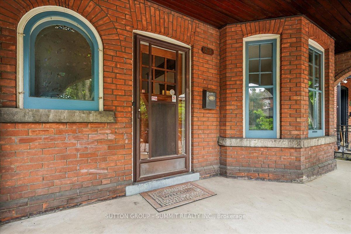 Photo 4 of 33 Saint Clair Avenue, Hamilton, Gibson — HOMEH