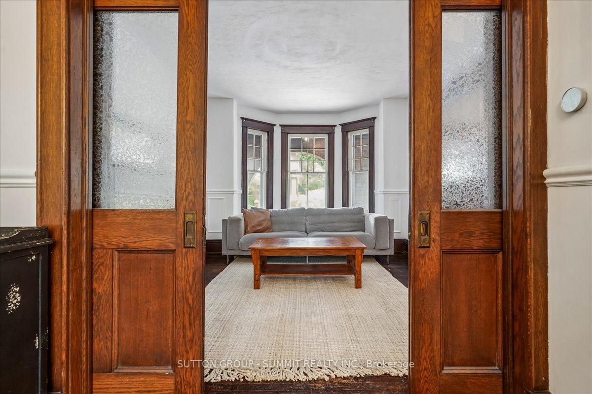 Photo 7 of 33 Saint Clair Avenue, Hamilton, Gibson — HOMEH