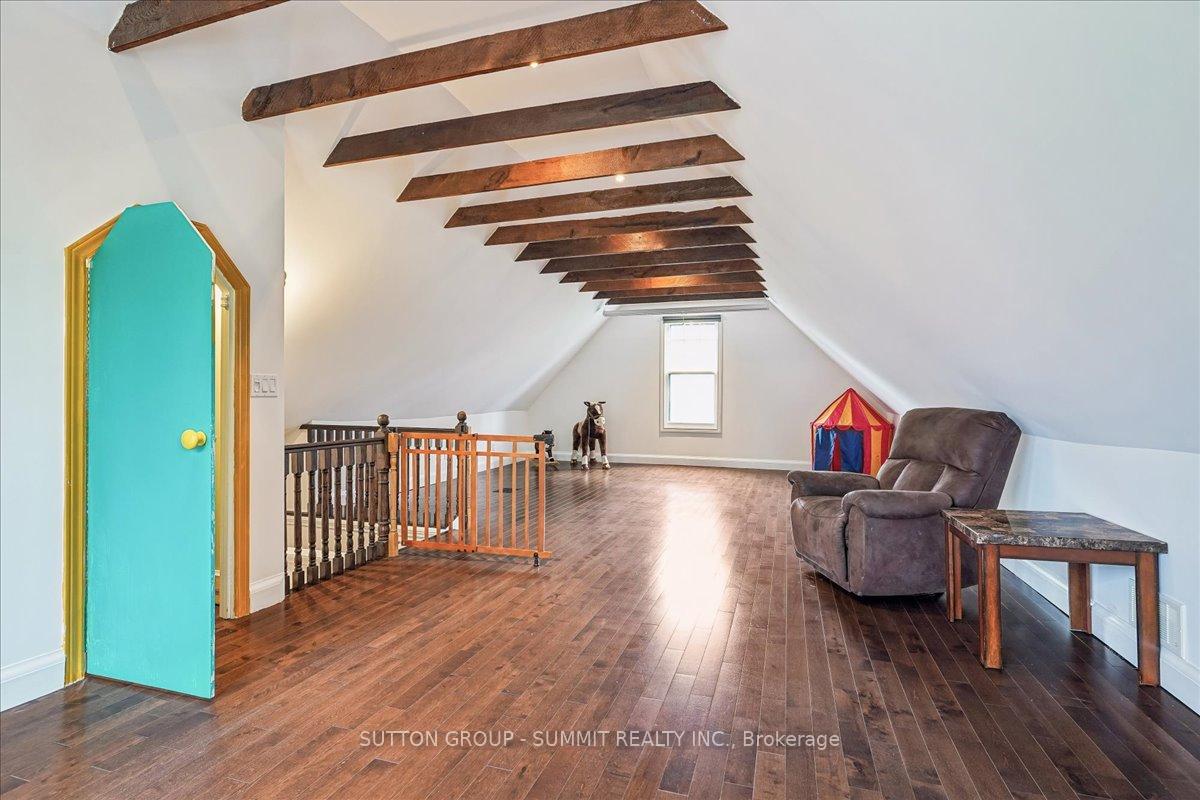 Photo 24 of 33 Saint Clair Avenue, Hamilton, Gibson — HOMEH
