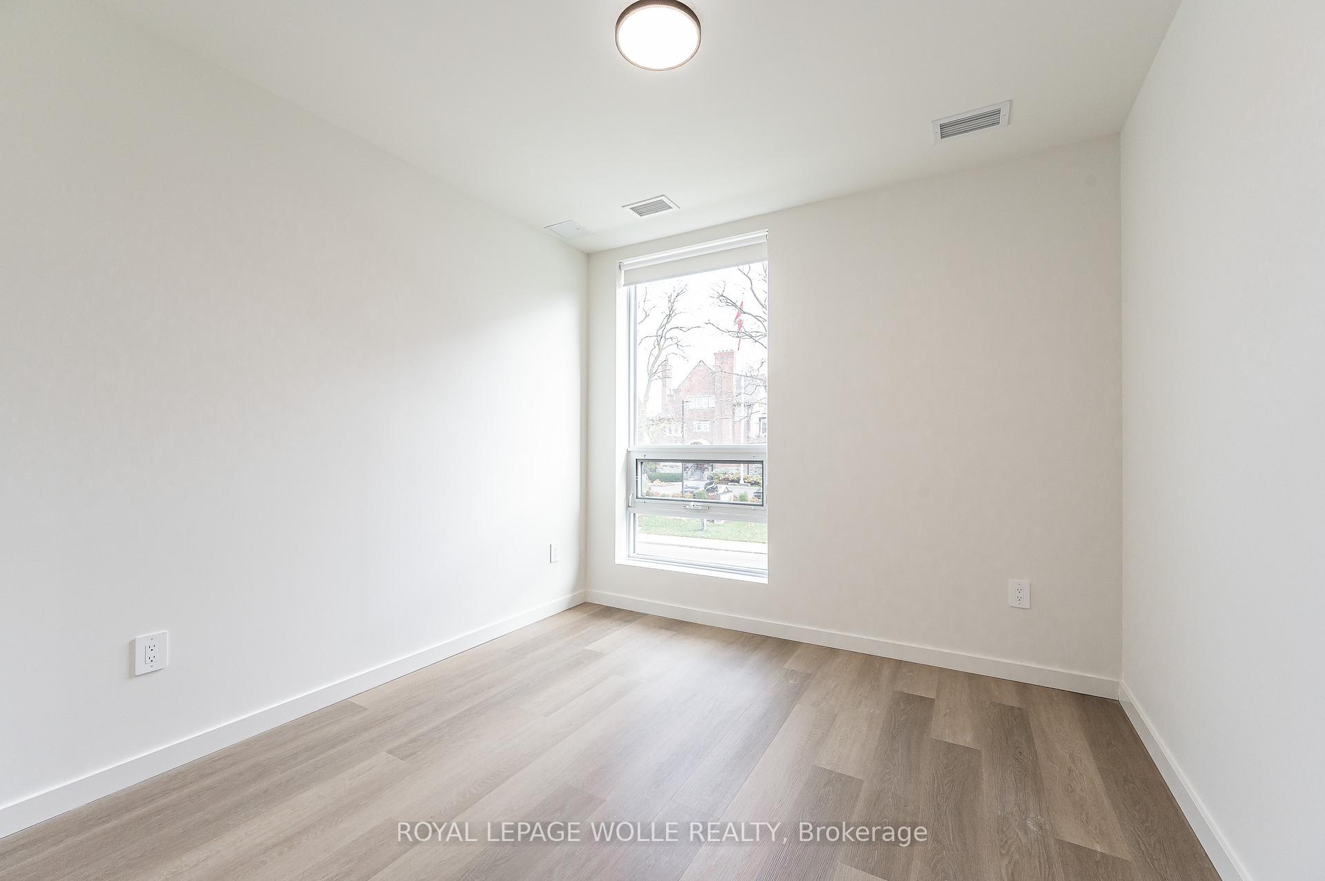 Photo 23 of Unit 303, 24 Union Street E, Waterloo, Uptown Waterloo/Westmount — HOMEH