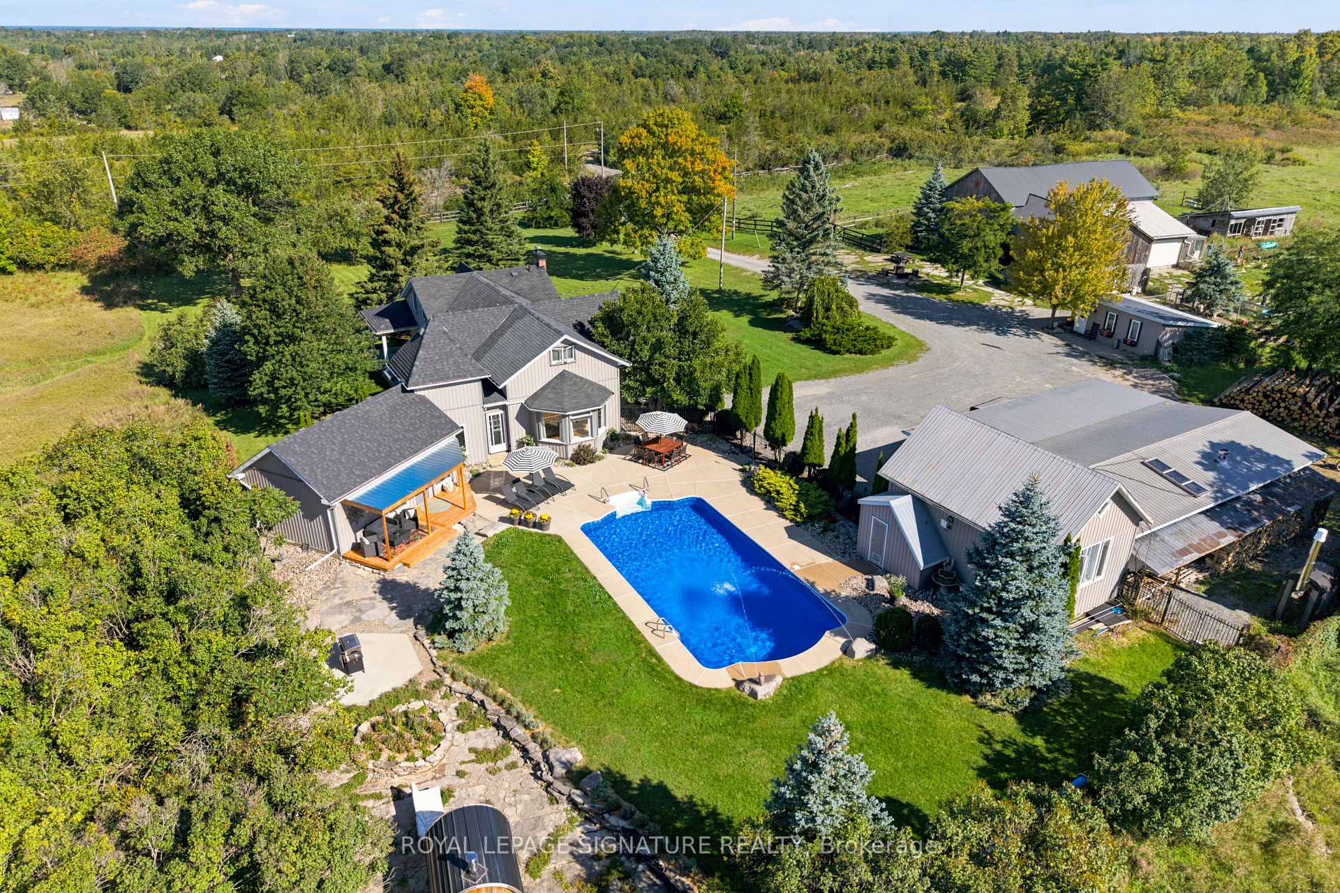 Photo 64 of 190 Wilson Road, Loyalist, Lennox and Addington - South — HOMEH