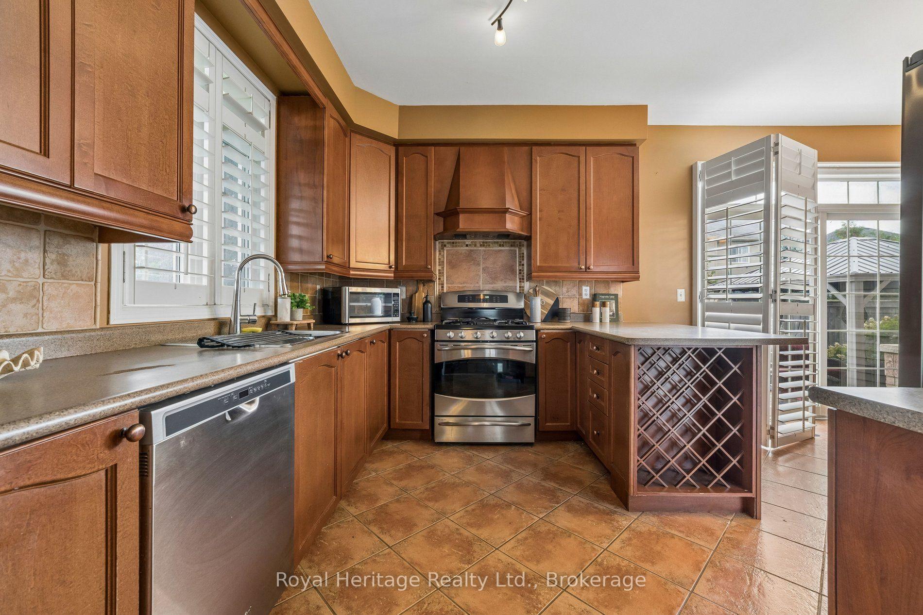 Photo 13 of 52 Mccorkell Street, Clarington, Bowmanville — HOMEH