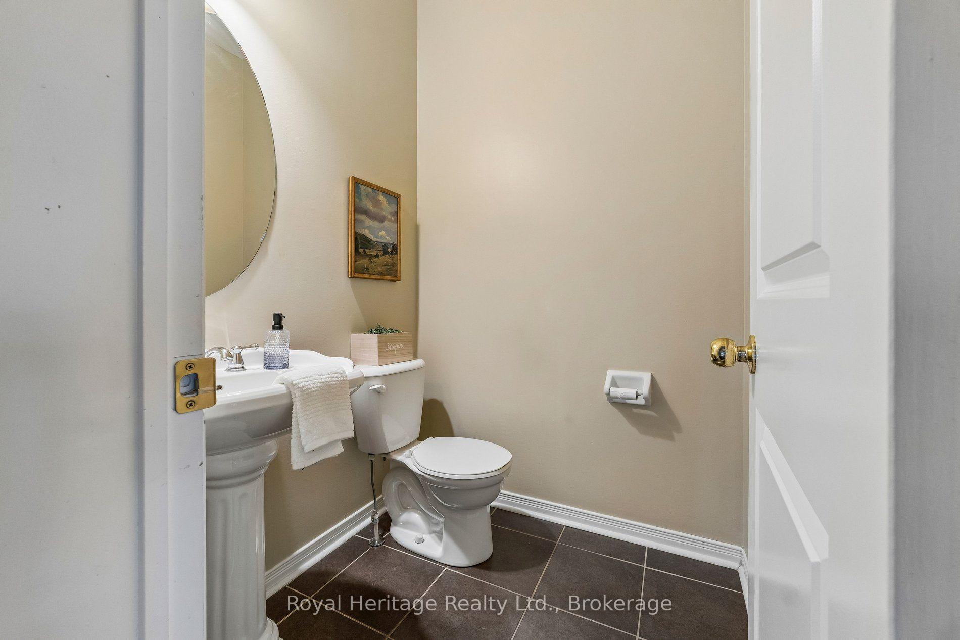 Photo 21 of 52 Mccorkell Street, Clarington, Bowmanville — HOMEH