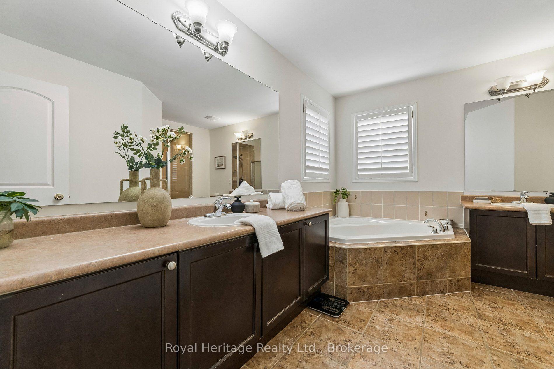 Photo 29 of 52 Mccorkell Street, Clarington, Bowmanville — HOMEH