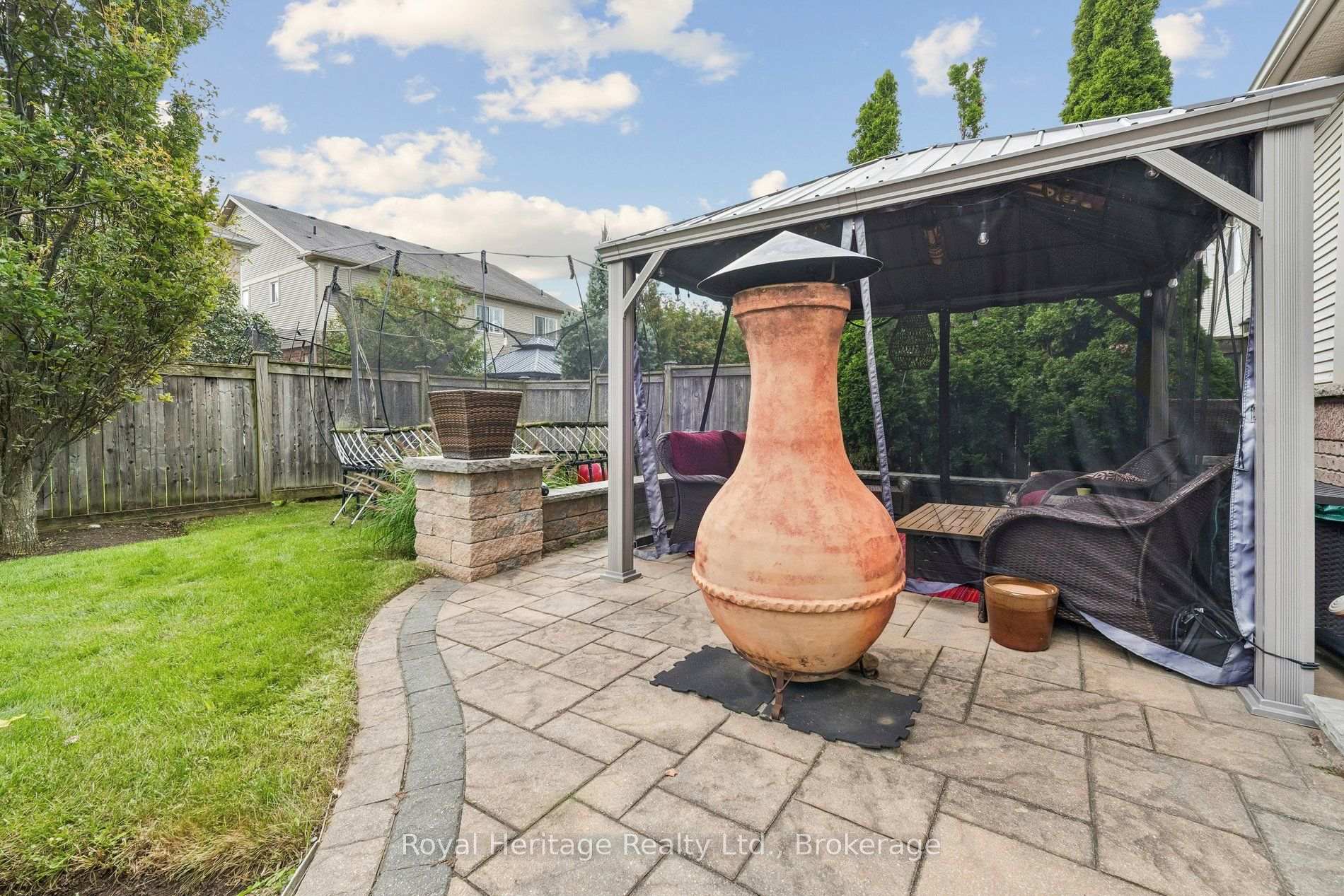 Photo 38 of 52 Mccorkell Street, Clarington, Bowmanville — HOMEH