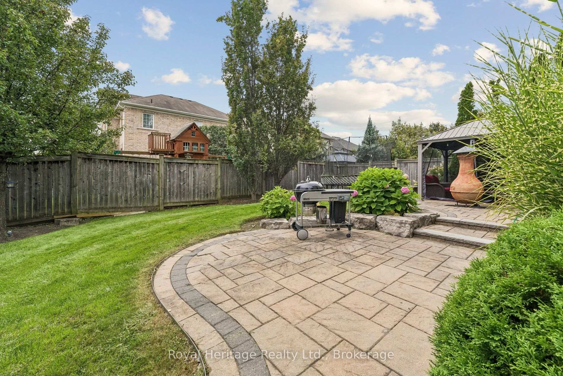 Photo 40 of 52 Mccorkell Street, Clarington, Bowmanville — HOMEH