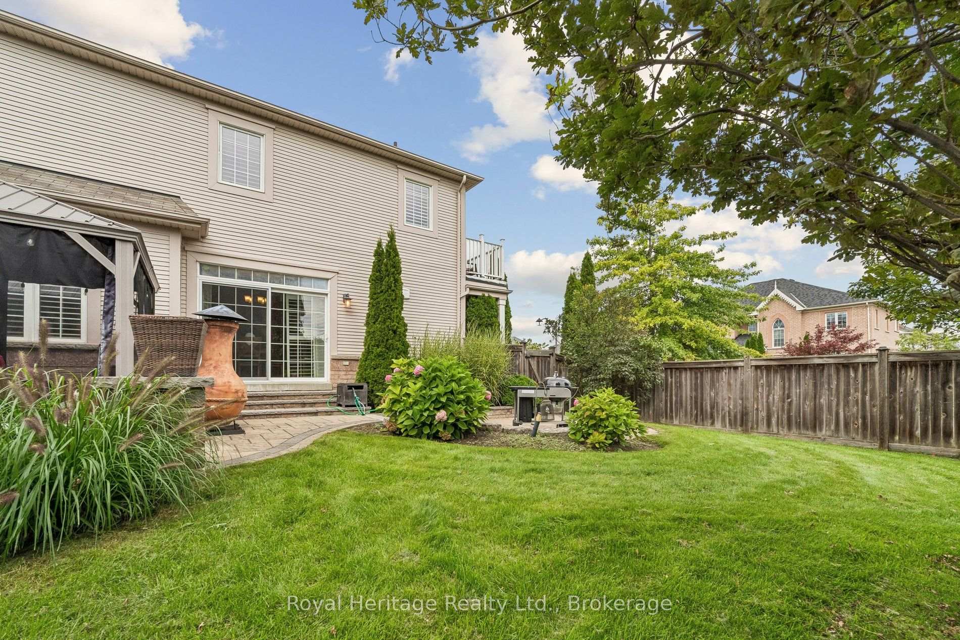 Photo 42 of 52 Mccorkell Street, Clarington, Bowmanville — HOMEH