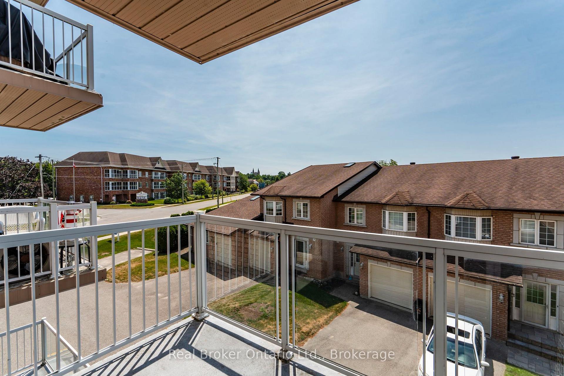 Photo 15 of Unit 302, 4 Beck Boulevard, Penetanguishene — HOMEH