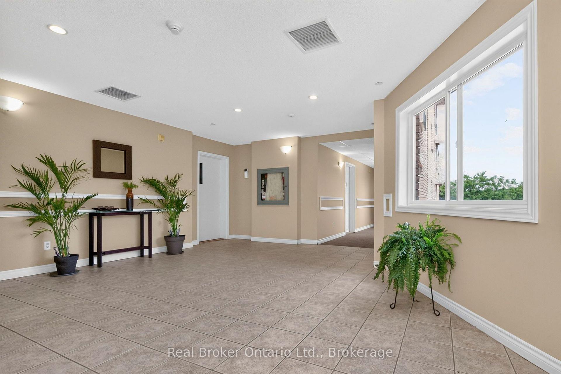 Photo 21 of Unit 302, 4 Beck Boulevard, Penetanguishene — HOMEH