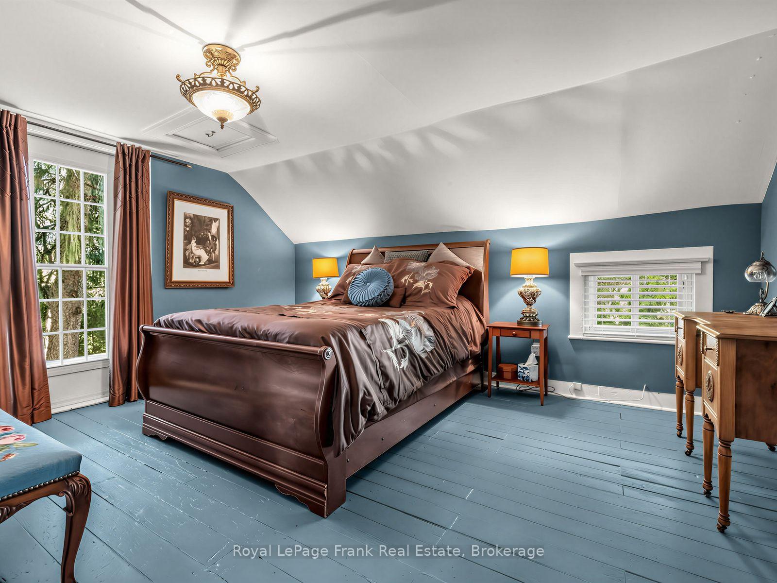 Photo 17 of 523 Queen Street, Scugog, Port Perry — HOMEH