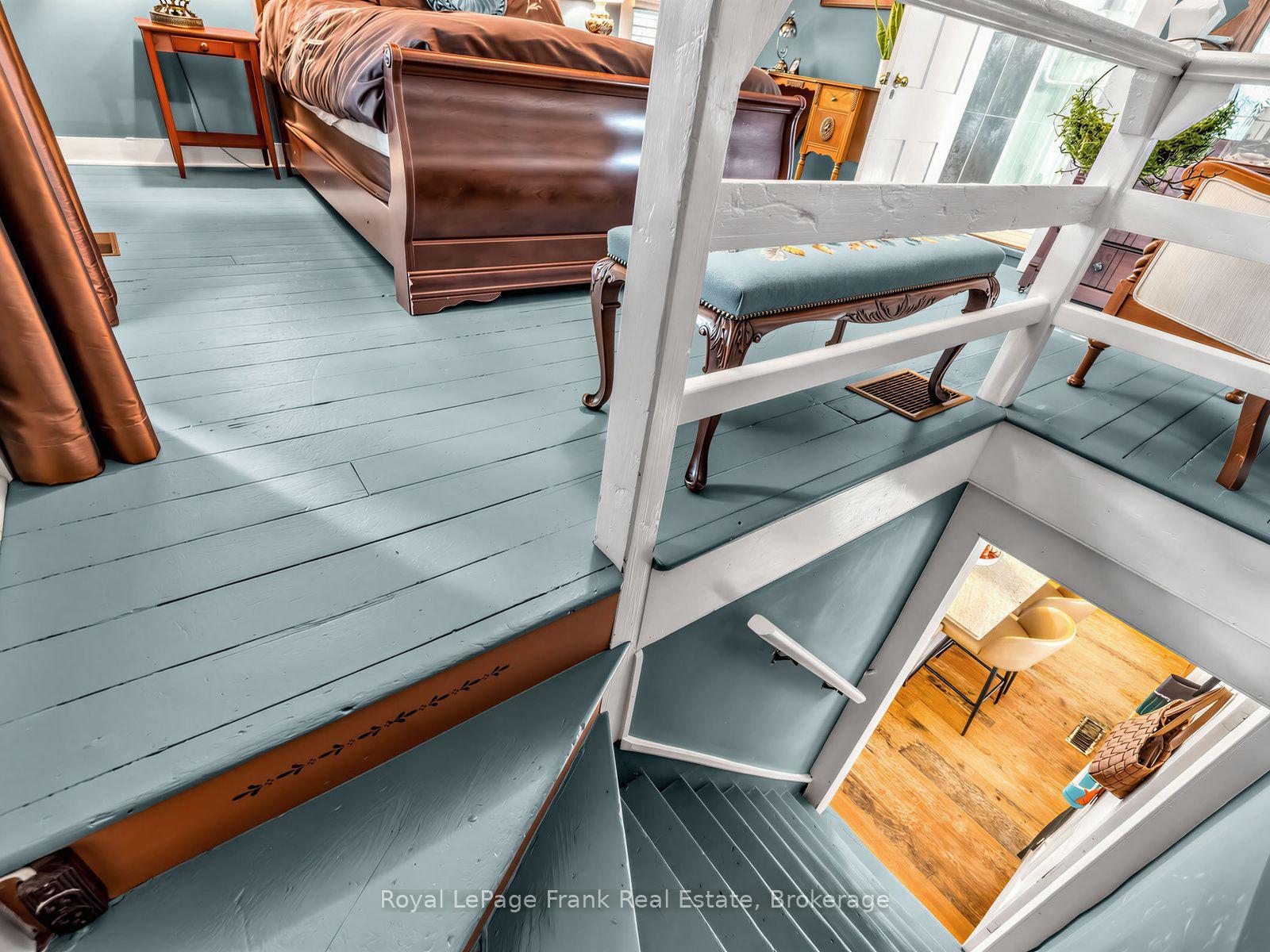 Photo 19 of 523 Queen Street, Scugog, Port Perry — HOMEH