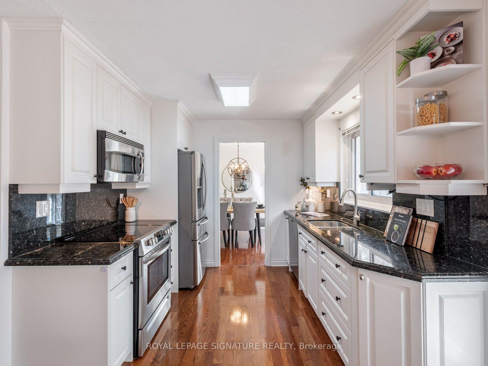 Photo 17 of 1 Rolling Meadows, Scarborough, Centennial Scarborough — HOMEH
