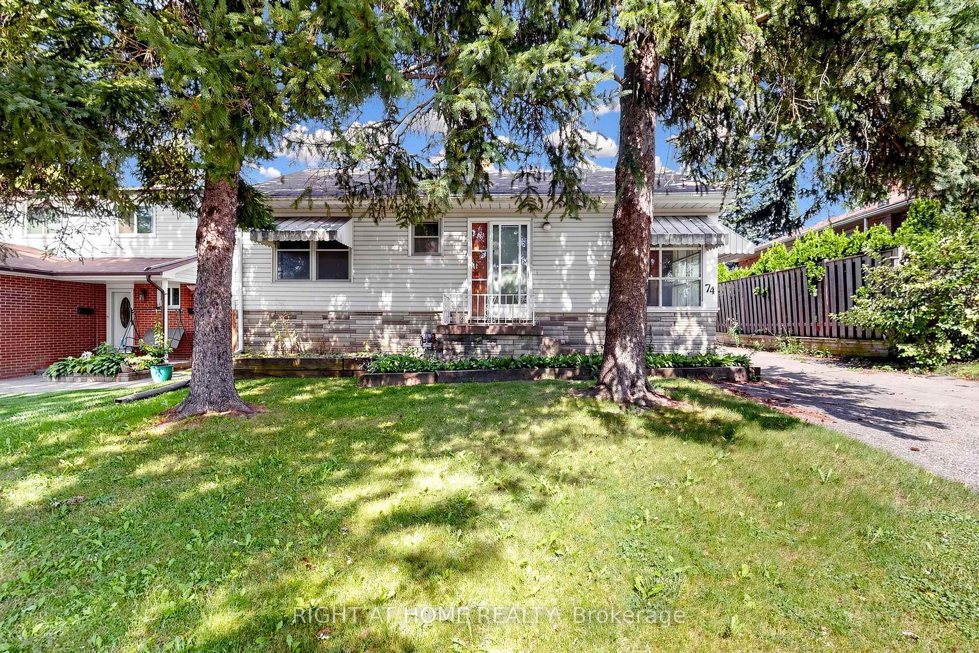 Photo 6 of 74 Minerva Avenue, Scarborough, Cliffcrest — HOMEH