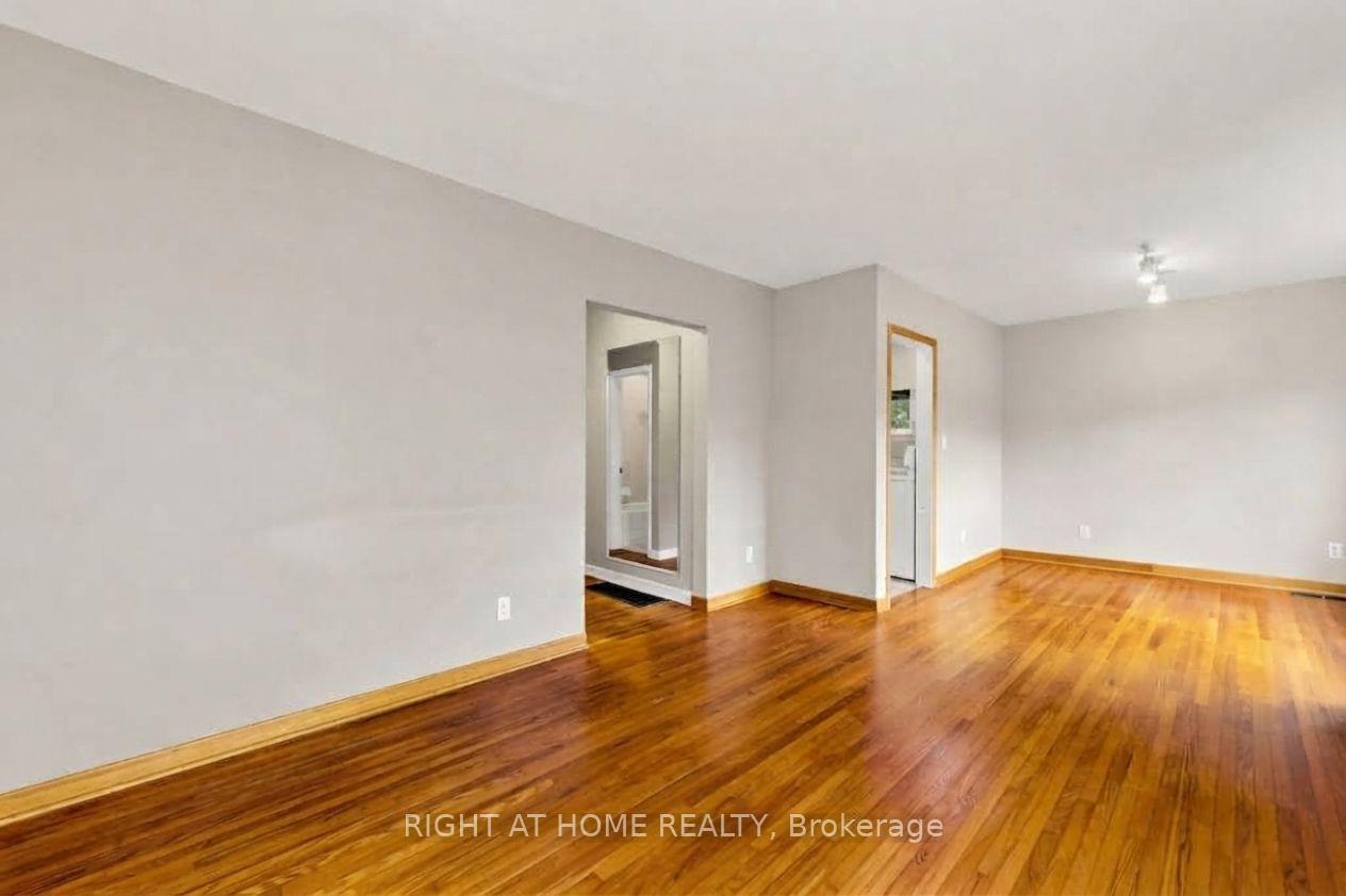 Photo 13 of 74 Minerva Avenue, Scarborough, Cliffcrest — HOMEH