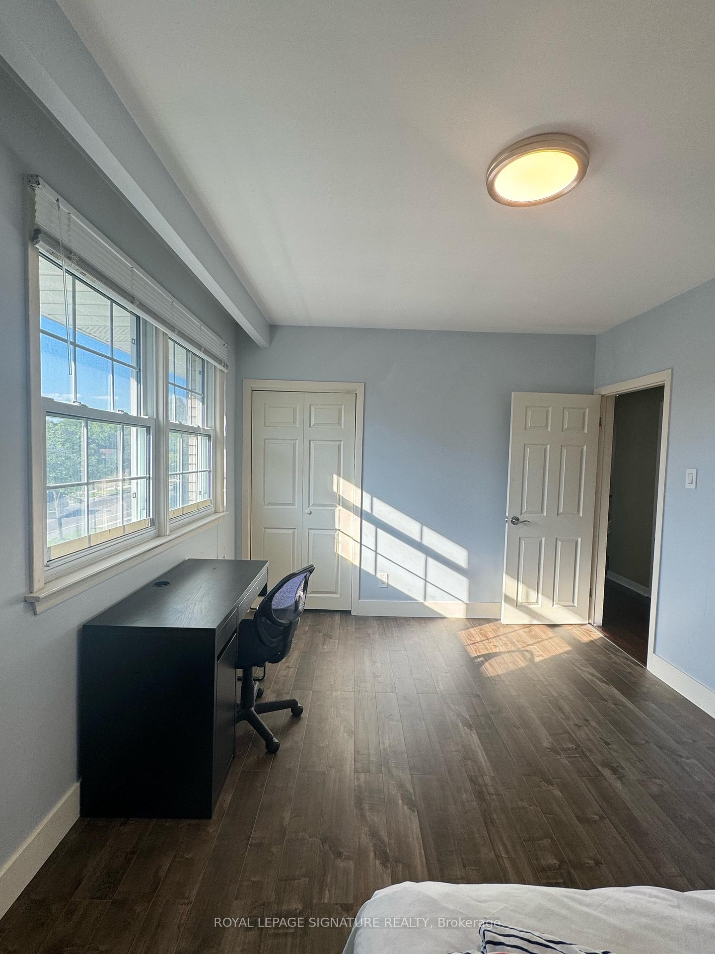 Photo 9 of Unit Main, 1040 Runningbrook Drive, Mississauga, Applewood — HOMEH