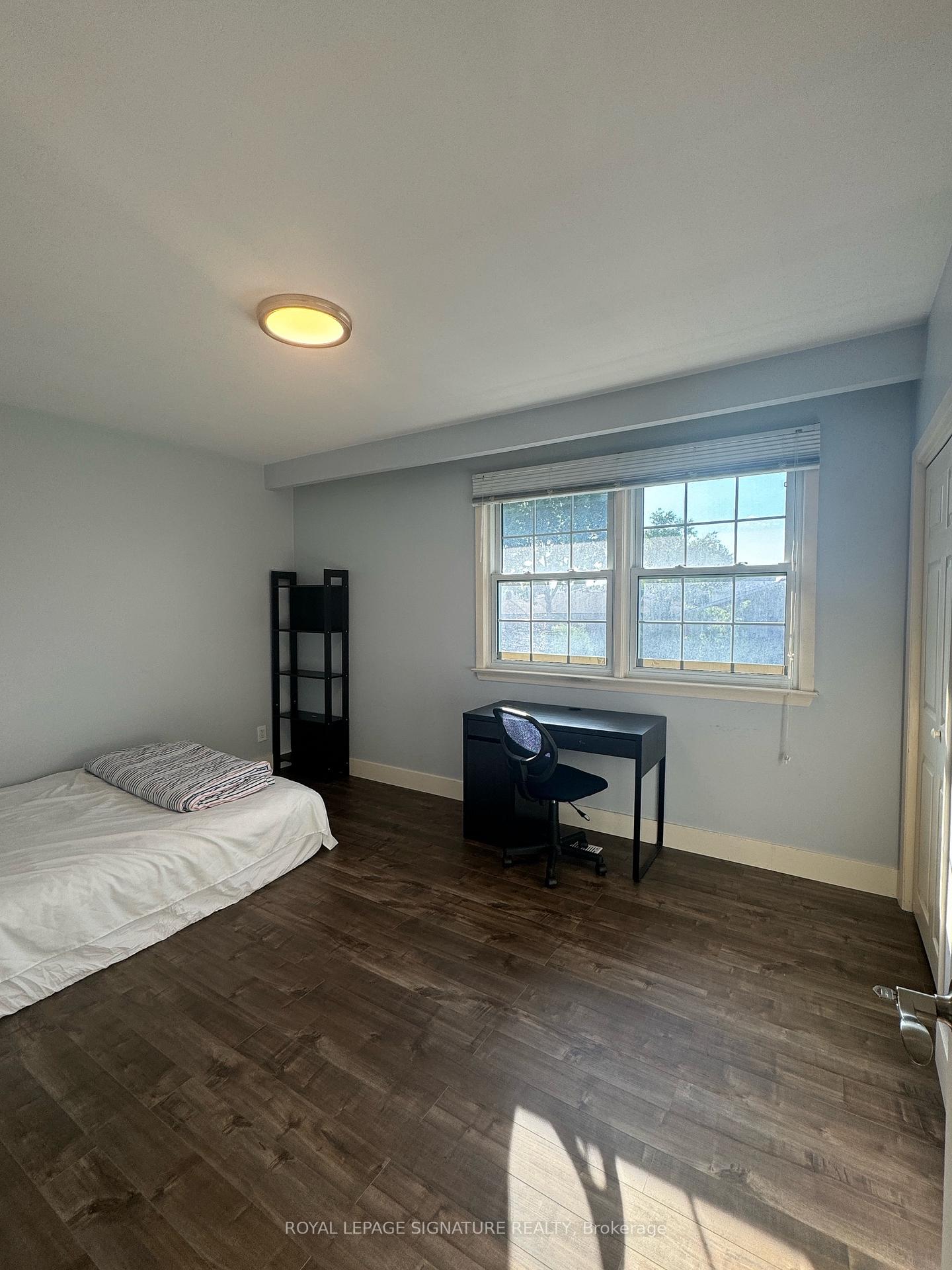 Photo 10 of Unit Main, 1040 Runningbrook Drive, Mississauga, Applewood — HOMEH