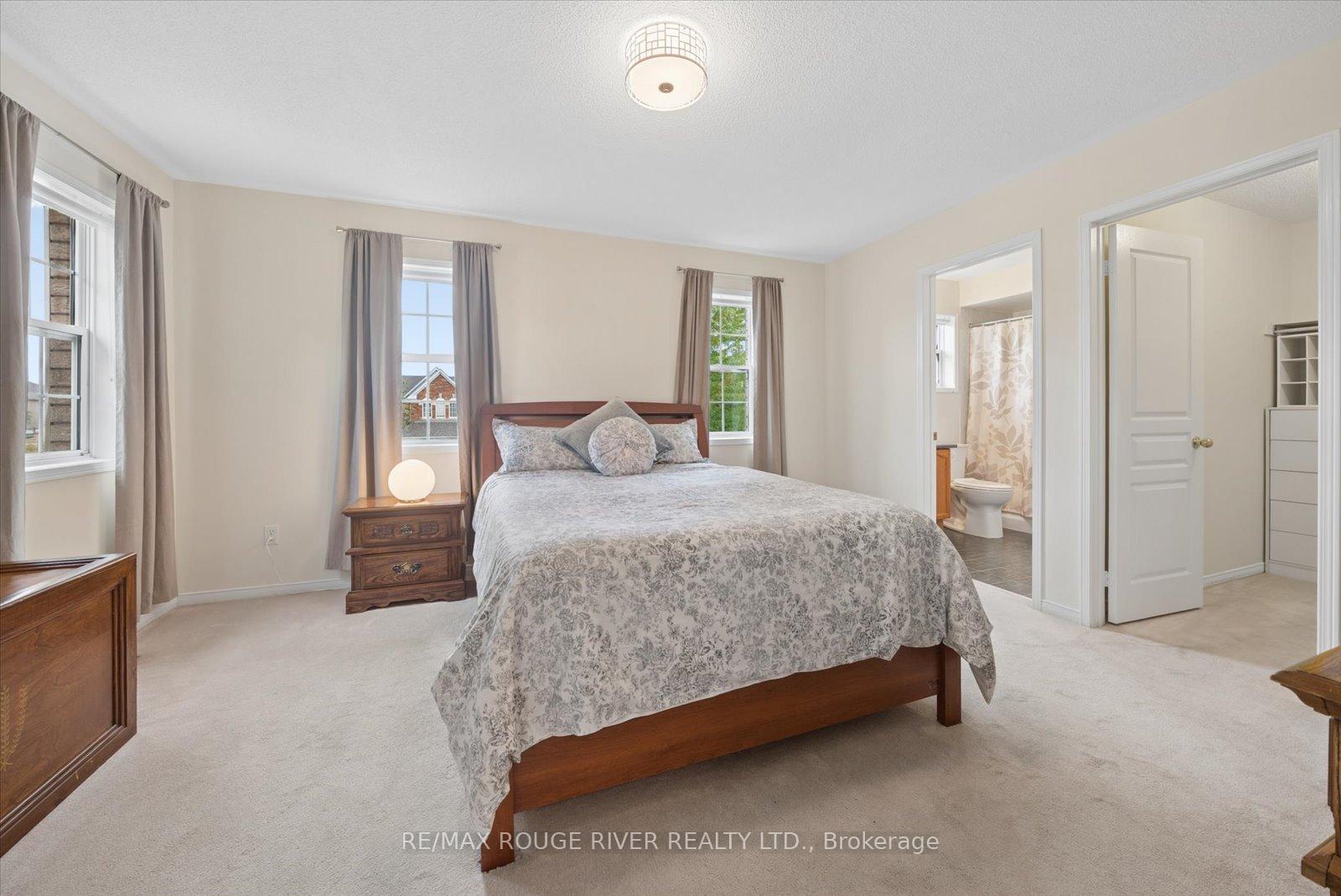 Photo 32 of 125 Gartshore Drive, Whitby, Williamsburg — HOMEH