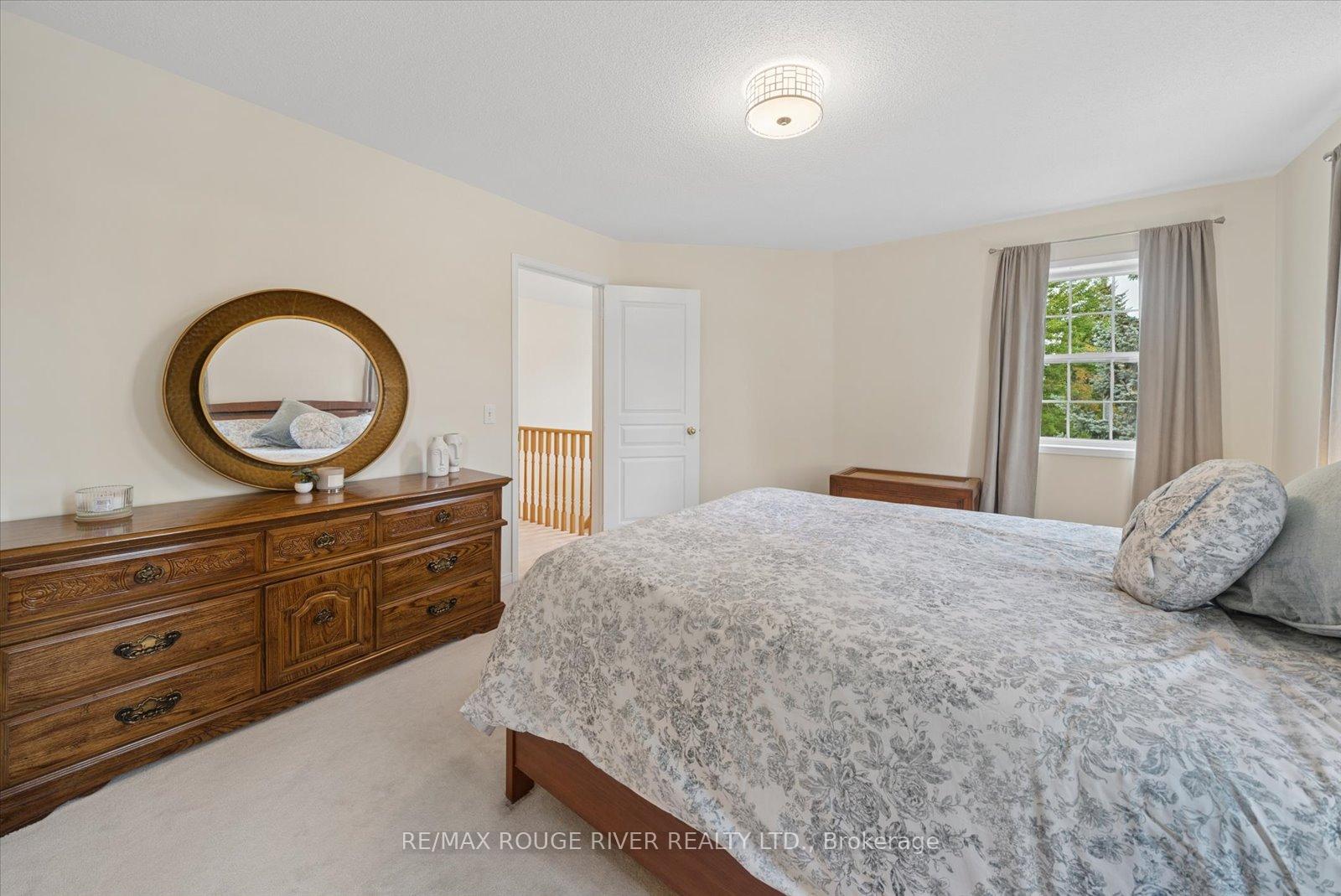 Photo 33 of 125 Gartshore Drive, Whitby, Williamsburg — HOMEH