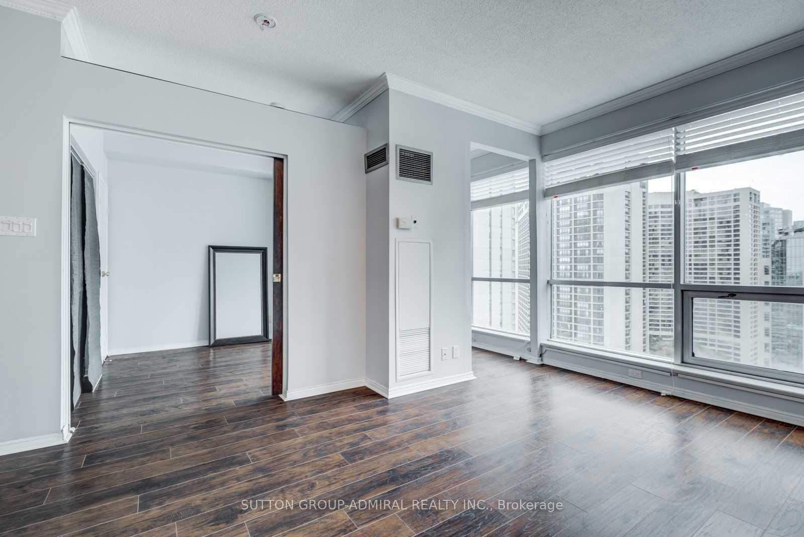 Photo 6 of Unit 2405, 10 Queens Quay W, Toronto, Waterfront Communities — HOMEH