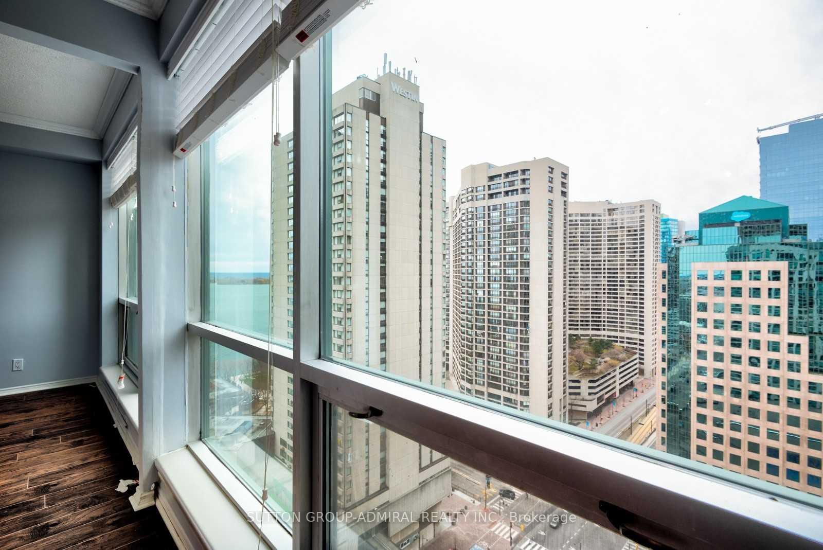 Photo 14 of Unit 2405, 10 Queens Quay W, Toronto, Waterfront Communities — HOMEH
