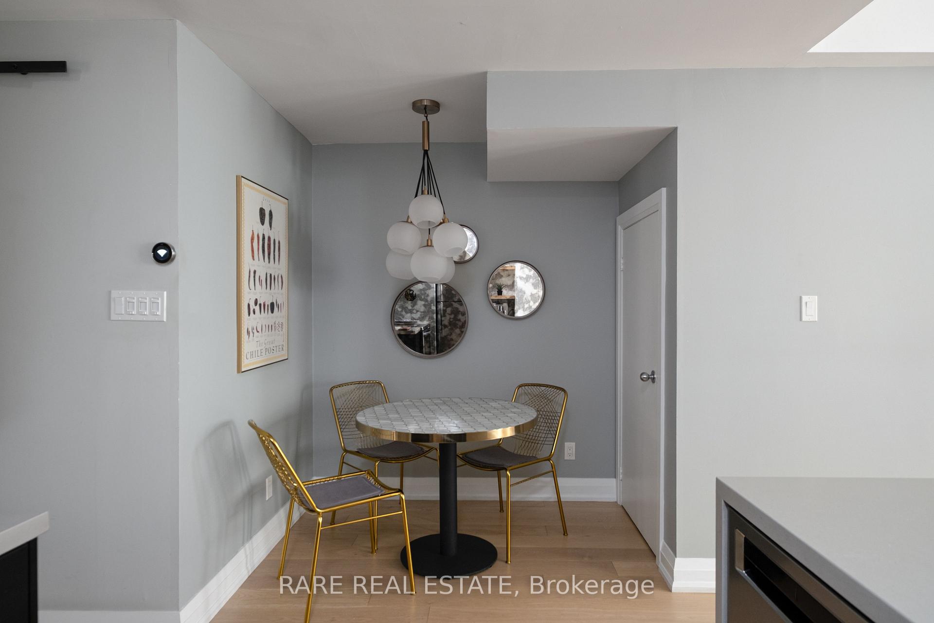Photo 15 of Unit 21, 11 Niagara Street, Toronto, Waterfront Communities — HOMEH
