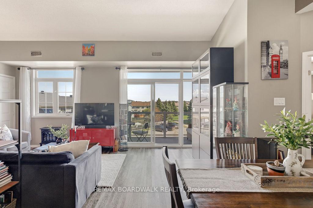 Photo 6 of Unit C, 109 Artesa Private, Ottawa, Kanata - Emerald Meadows/Trailwest — HOMEH