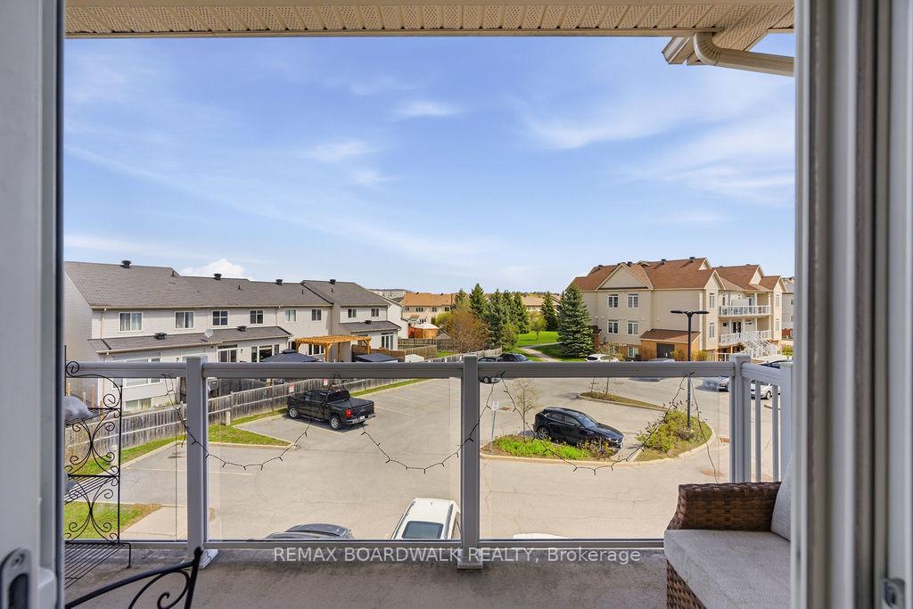 Photo 19 of Unit C, 109 Artesa Private, Ottawa, Kanata - Emerald Meadows/Trailwest — HOMEH