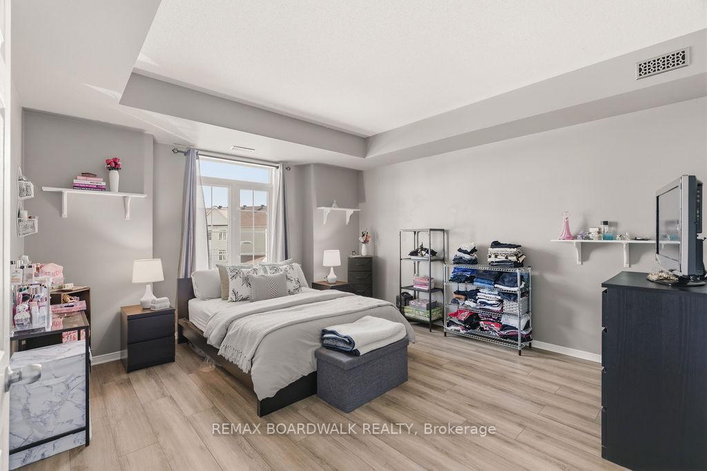 Photo 23 of Unit C, 109 Artesa Private, Ottawa, Kanata - Emerald Meadows/Trailwest — HOMEH