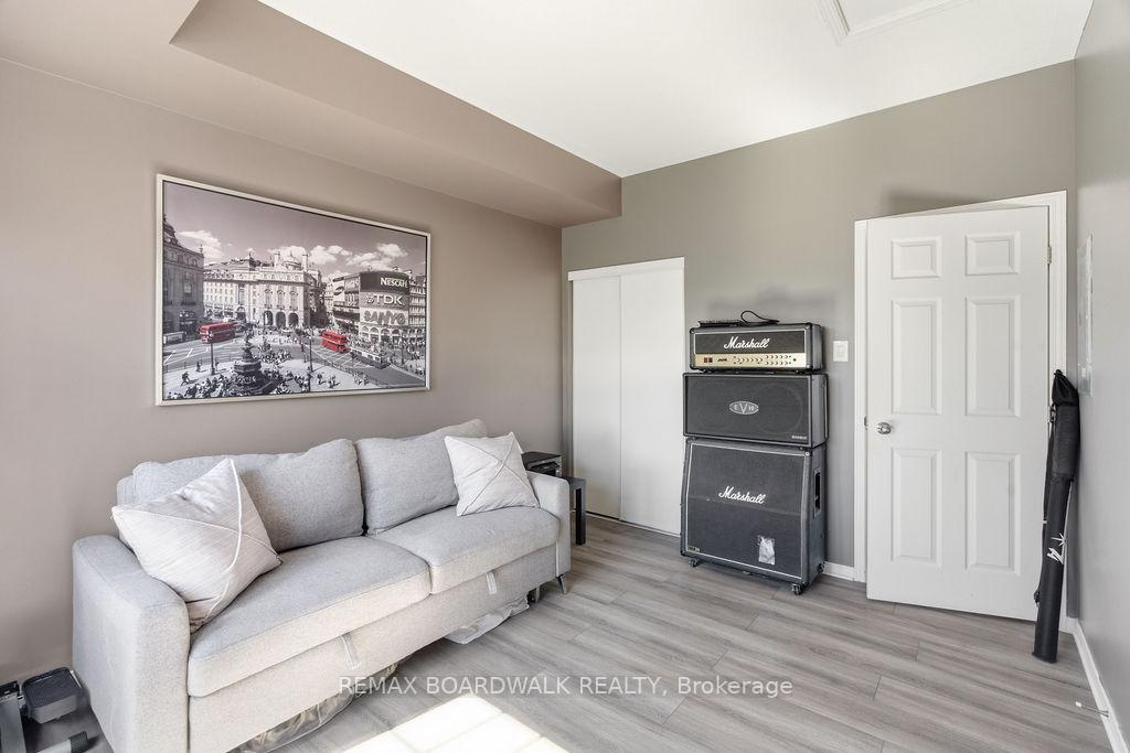 Photo 31 of Unit C, 109 Artesa Private, Ottawa, Kanata - Emerald Meadows/Trailwest — HOMEH