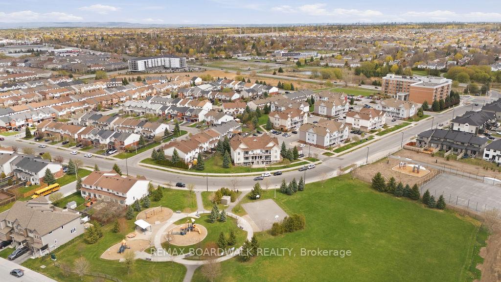 Photo 35 of Unit C, 109 Artesa Private, Ottawa, Kanata - Emerald Meadows/Trailwest — HOMEH