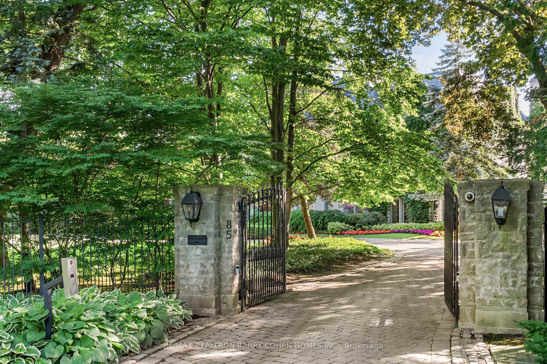 Photo 2 of 85 The Bridle Path, North York, Bridle Path-Sunnybrook-York Mills — HOMEH